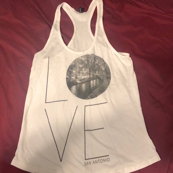 Techstyles Love San Antonio shirt - Picture 1 of 3